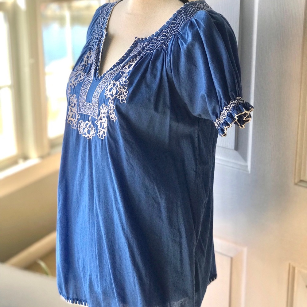 Boho Embroidered Short Sleeve - Juniors Medium
